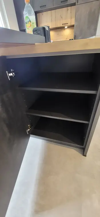 131803 (10)_found.jpg